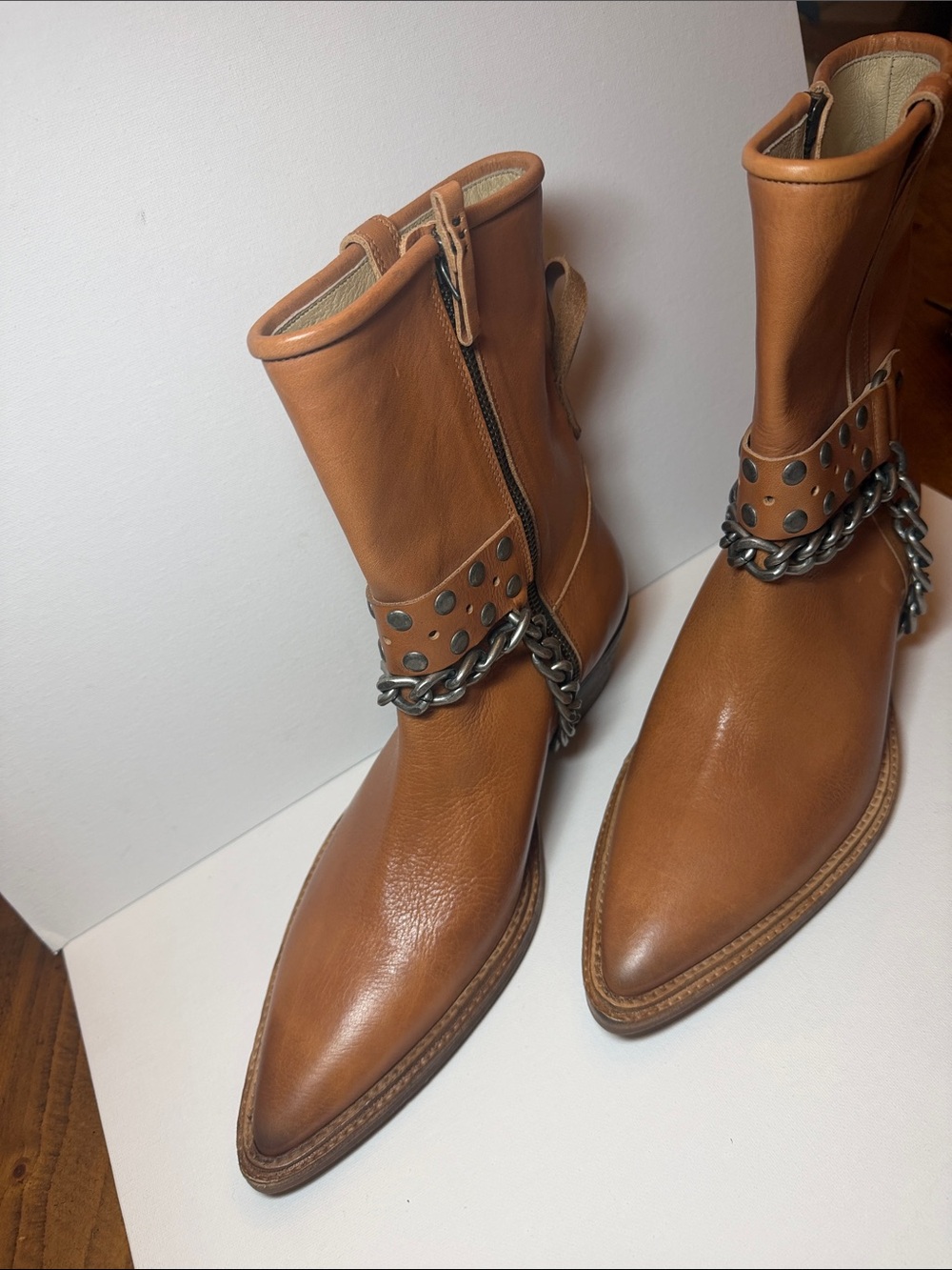 New Free People Aiden Chain Moto Boots 9.5 brown leather new no box - Picture 2 of 11